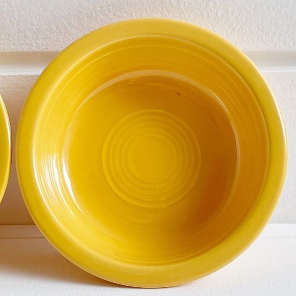Fiesta Set of 5 1/2” Original Yellow Glaze Fruit Bowls In Retired 1936-1969 - Picture 5 of 10